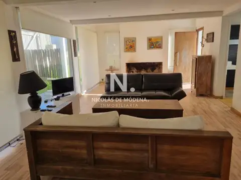 Casa en Alquiler Temporal en Punta Piedras, USD 0