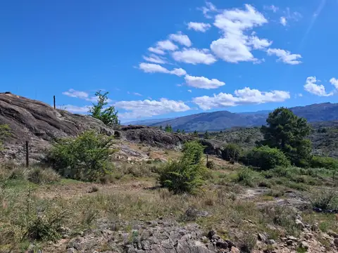 Terreno de 7935m2. La Cumbrecita.