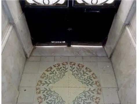 Depto Tipo Casa 5 ambientes con 1 baño