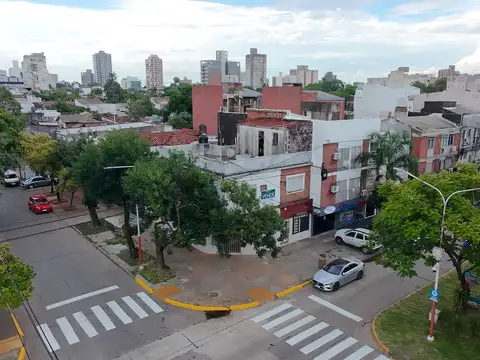 Venta | Importante inmueble sobre esquina | Rentabilidad asegurada.