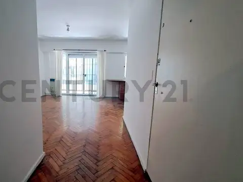 Guatemala 4200, Piso 0