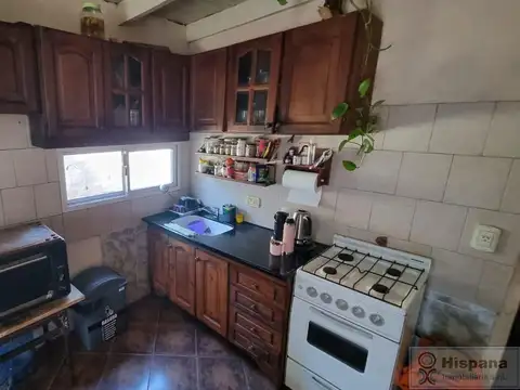 Hermosa casa en venta, sobre calle Colombia, Solares del Norte, Del Viso.