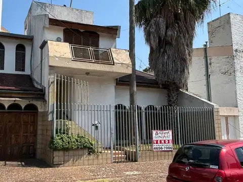 Chalet 3 ambientes Ramos Mejia venta