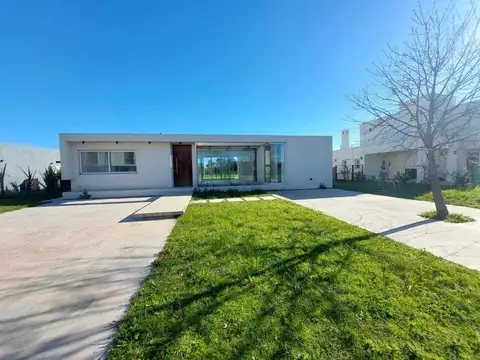 VENTA CASA BARRIO HARAS SANTA MARIA PERMUTA