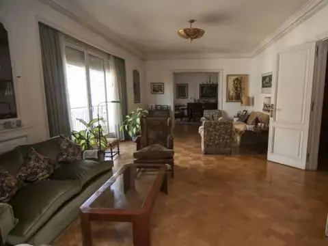 Departamento en Venta de 4 dormitorios
