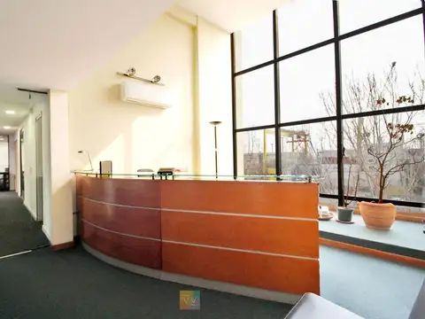 Oficina en Venta 28 años