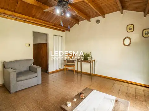 CASA 3 AMBIENTES EN VENTA CON GARAGE