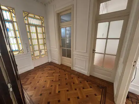 Departamento en Alquiler en Microcentro, $ 885.000