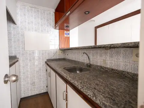Oficina en Venta en Ciudad Vieja, USD 95.000