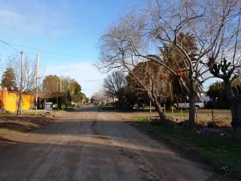 Avenida XVII 3400, Piso UF