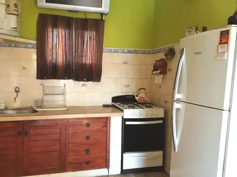 Avenida XVII 3400, Piso UF