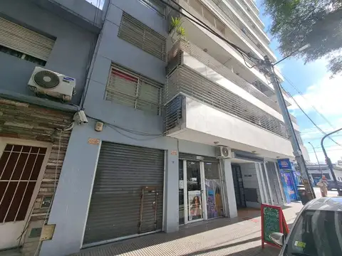 LOCAL VENTA VILLA LURO 70 M2 SOTANO MTS RIVADAVIA