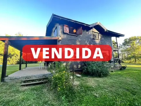 ¡ VENDIDA ! Cabaña en Barrio Mburica, Capilla del Señor