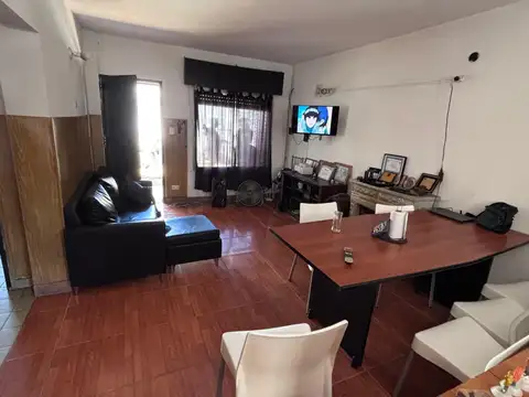 Depto Tipo Casa 3 ambientes con 1 baño