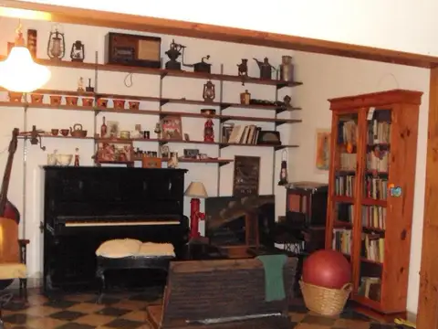 Casa en Venta con 1 cochera