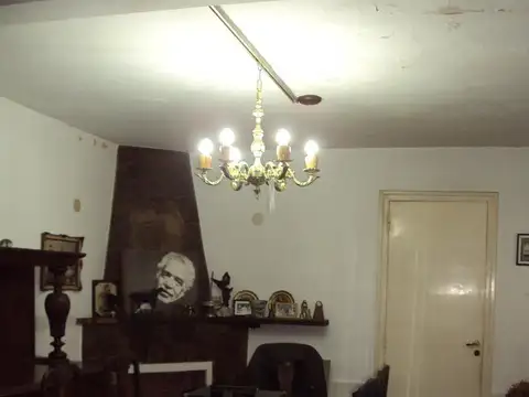 Venta Propiedad 2 pisos.Pleno Centro.Casa.Consultorio *