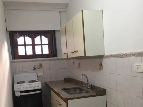 Depto Tipo Casa 2 ambientes con 1 baño