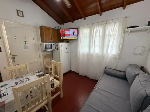 Depto Tipo Casa en Alquiler de 1 dormitorio