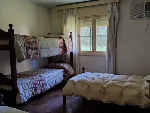 Campo en Venta con Alambrado