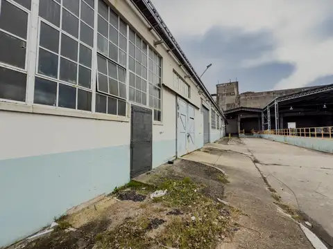 Galpon en Alquiler en Berazategui, USD 6.000