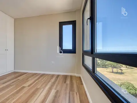 Departamento 4 ambientes con 3 baños