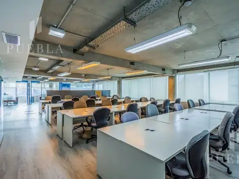 Oficina Monoambiente con 4 baños