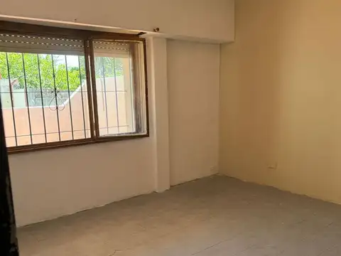 Depto Tipo Casa en Venta 45 años