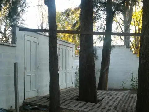 Casa en venta - 1 Dormitorio 2 Baños - Alberti