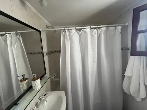 Departamento en Venta en Vicente Lopez Vias / Maipu, USD 170.000