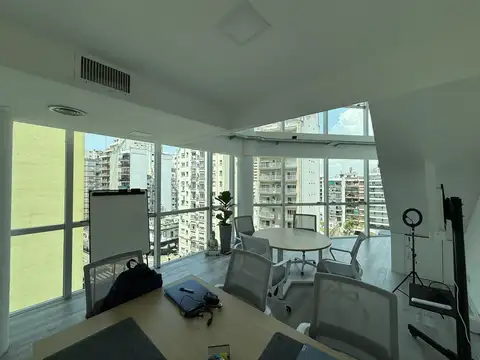 Oficina 3 ambientes con 2 baños