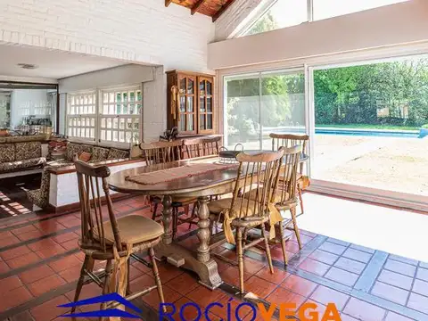 Casa 4 ambientes con 4 baños