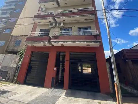 Leandro Alem 2000, Piso 7