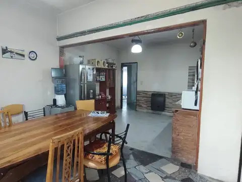 CASA 3 AMBIENTES  MAS DEPARTAMENTO VENTA EN GLEW