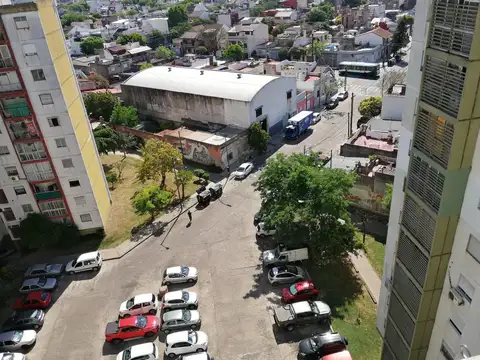 DEPARTAMENTO- VENTA- 4 AMB. FRENTE-BALCON-APTO CREDITO- VILLA LUGANO- CABA