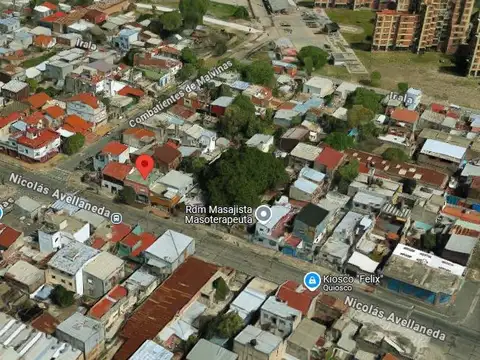 Nicolas Avellaneda e/ Combatientes de Malvinas y Jose Mazzini