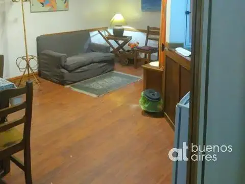 Maipú al 400, y Corrientes