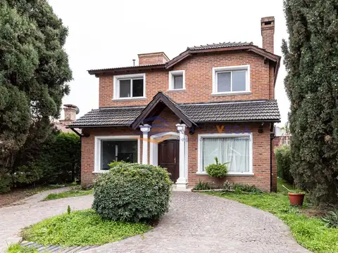 Casa a la venta y alquiler en Country Banco Provincia