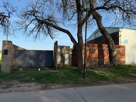 VENTA TERRENO/ GALPON EN CONSTRUCCION/INVERSION