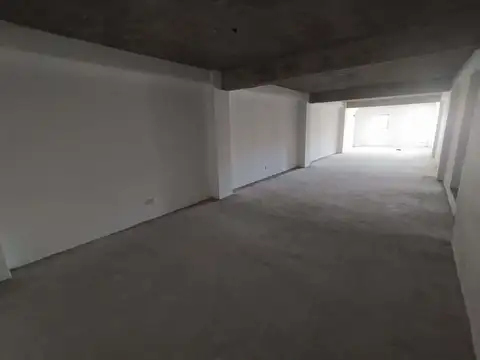 FLORES: Oportunidad Venta Moderna Oficina  en excelente ubicación Zona Mayorista Textil