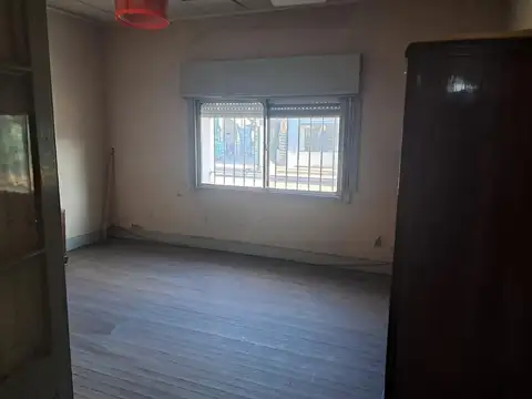 LOCALES más CASA en VENTA en Matheu