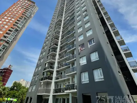 Venta Departamento 3 ambientes piso alto con excelente vista