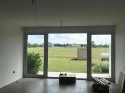 Departamento en Venta en Countries y Barrios Cerrados en Berazategui, USD 189.000