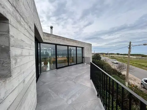 Casa en Venta en Los Acantilados, USD 500.000