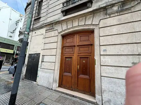 Tte. Gral. Juan Domingo Perón 2300