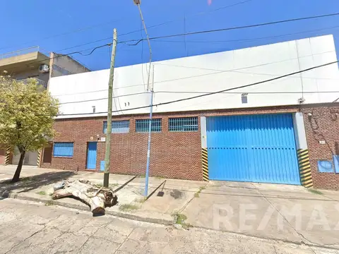 Venta de Galpón Industrial 1100 m2 en La Tablada