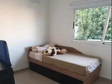 3 amb en complejo cerrado, con patio y cochera!