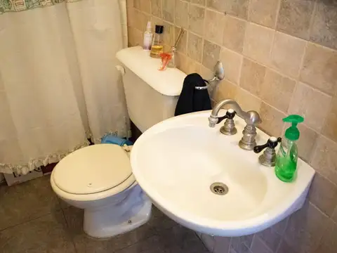Depto Tipo Casa 3 ambientes con 1 baño