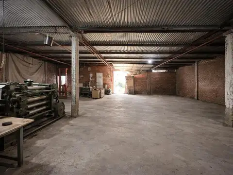 VENTA GALPON ZONA MORON CERCA ACCESO OESTE