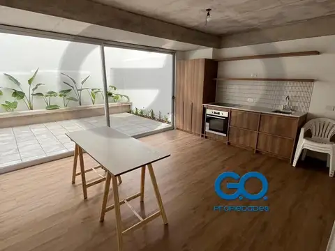 Nahuel Huapi 4600, Piso PB