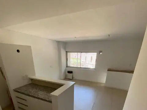 Santa Fe 3300, Piso 01